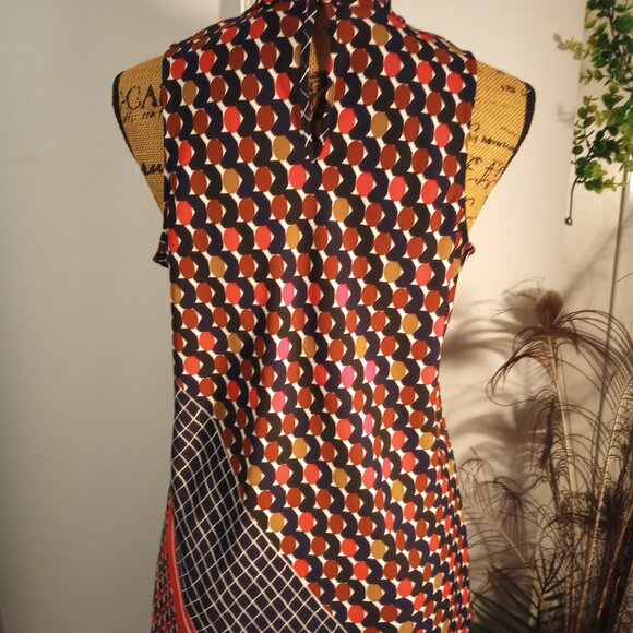 Nic + Zoe High-neck Sleeveless Top - Picture 4 of 5